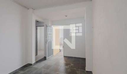 Casa para Aluguel - Sumaré, 1 Quarto,  20 m² - São Paulo