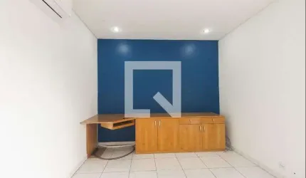 Casa para Aluguel - Tatuapé, 2 Quartos,  50 m² - São Paulo