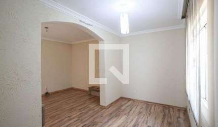 Casa para Aluguel - Vila Cloris, 2 Quartos,  62 m² - Belo Horizonte
