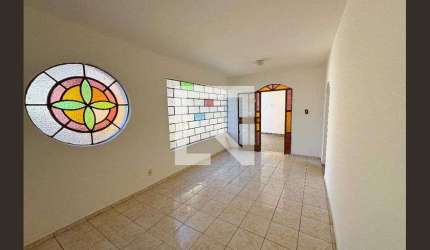 Casa para Aluguel - Araguaia, 3 Quartos,  125 m² - Belo Horizonte