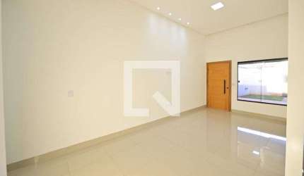 Casa para Aluguel - Parque Tremendao, 3 Quartos,  150 m² - Goiânia
