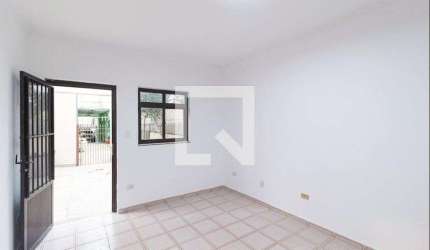 Casa para Aluguel - Quitaúna, 2 Quartos,  200 m² - Osasco