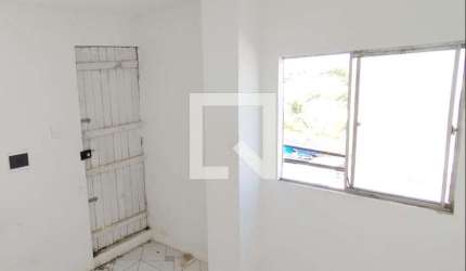Kitnet / Stúdio para Aluguel - Pituaçu, 1 Quarto,  39 m² - Salvador