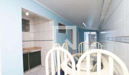 Casa para Aluguel - Vila Galvão, 2 Quartos,  125 m² - Guarulhos