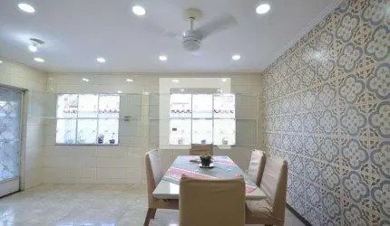 Casa para Aluguel - Campo Grande, 2 Quartos,  240 m² - Rio de Janeiro