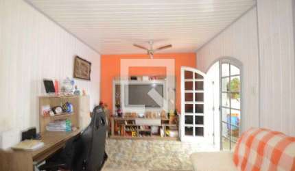 Casa para Aluguel - Marechal Hermes, 2 Quartos,  120 m² - Rio de Janeiro