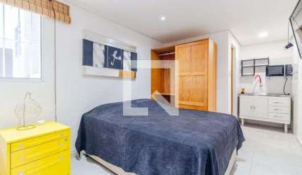 Casa para Aluguel - Pinheiros, 1 Quarto,  40 m² - São Paulo