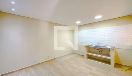 Casa para Aluguel - Belém, 2 Quartos,  42 m² - São Paulo