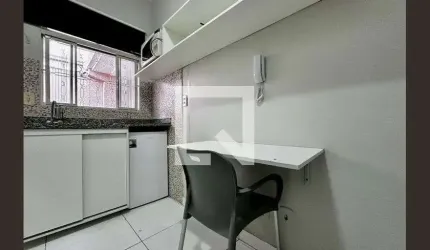 Kitnet / Stúdio para alugar na Rua Barão de Vallim, Campo Belo, São Paulo por R$ 2.000