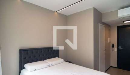 Apartamento para alugar na Rua da Consolação, Consolação, São Paulo por R$ 2.000