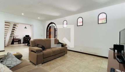 Casa para Aluguel - Macedo, 5 Quartos,  342 m² - Guarulhos