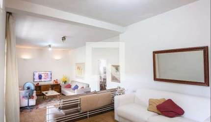 Casa para Aluguel - Santo Antônio, 5 Quartos,  241 m² - Belo Horizonte