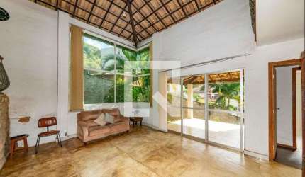 Casa para Aluguel - Santa Lúcia, 4 Quartos,  279 m² - Belo Horizonte