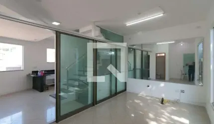 Casa para Aluguel - Novo Glória, 3 Quartos,  200 m² - Belo Horizonte