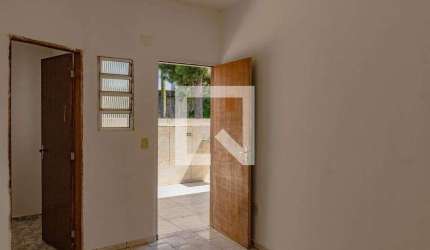 Casa para Aluguel - Jabaquara, 2 Quartos,  60 m² - São Paulo
