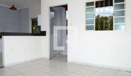 Casa para Aluguel - Belmonte, 2 Quartos,  72 m² - Belo Horizonte