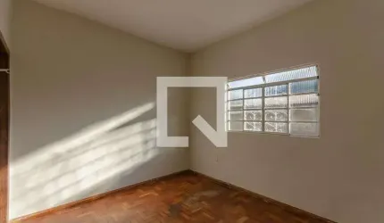 Casa para Aluguel - Piratininga, 2 Quartos,  90 m² - Belo Horizonte