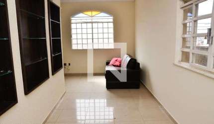 Casa para Aluguel - Santa Efigênia, 3 Quartos,  145 m² - Belo Horizonte