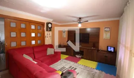 Casa para Aluguel - Vila Carrão, 3 Quartos,  630 m² - São Paulo