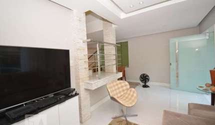 Casa para Aluguel - Irajá, 3 Quartos,  250 m² - Rio de Janeiro