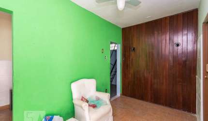 Casa para Aluguel - Ramos, 2 Quartos,  60 m² - Rio de Janeiro
