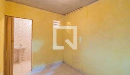 Casa para Aluguel - Jardim Cocaia, 1 Quarto,  40 m² - Guarulhos