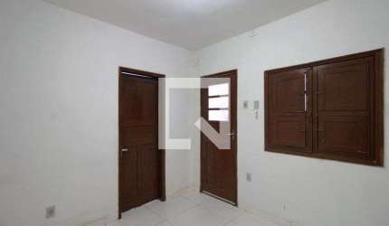 Casa para Aluguel - Santo André, 2 Quartos,  100 m² - Belo Horizonte