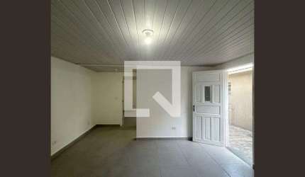 Casa para Aluguel - Jardim Éster Yolanda, 1 Quarto,  49 m² - São Paulo