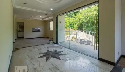 Casa / Sobrado em Condomínio para Aluguel - Freguesia , 7 Quartos,  700 m² - Rio de Janeiro