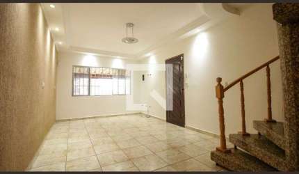 Casa para Aluguel - Parque Santa Madalena, 2 Quartos,  127 m² - São Paulo