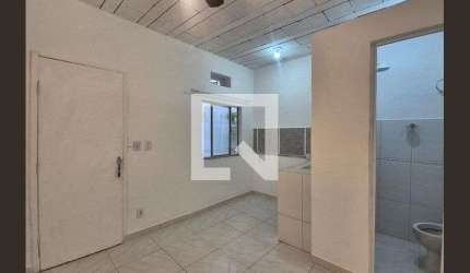 Casa para Aluguel - Barra da Tijuca - Marapendi, 1 Quarto,  20 m² - Rio de Janeiro