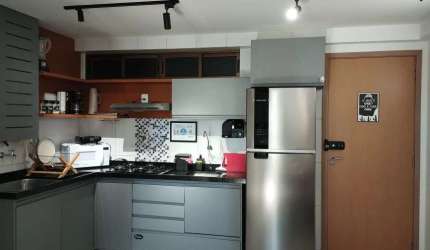 ACONCHEGANTE APARTAMENTO Á VENDA - BEIRA MAR - MOBILIADO