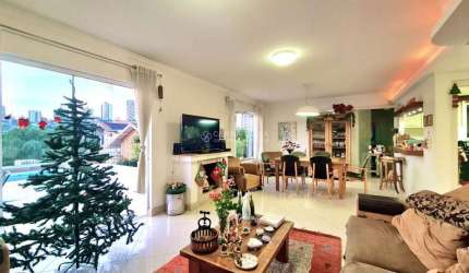 Casa alto padrão no bairro Jardim Mauá em Novo Hamburgo: 4 Dormitórios, 2 Suites, 4 Vagas, Próximo ao Parcão.