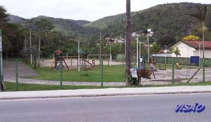 Casa 4 dormitórios - Biguaçu - 7754