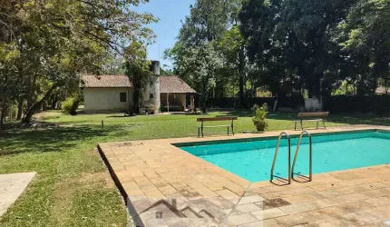 Chácara de 4783 m2 à beira do rio Atibaia