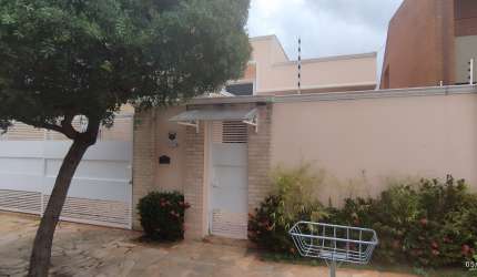 Vendo linda residência em bairro excelente em Indaiatuba SP,