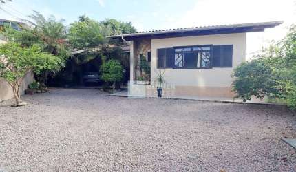 Casa com 3 quartos à venda no Fortaleza, Blumenau  por R$ 650.000