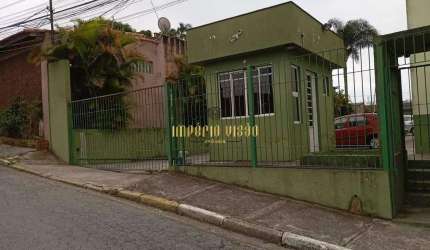 Titulo: Apartamento com 2 dormitórios sem sacada para venda no Condomínio Flores sem elevador na Vila Perracini - Poá - SP