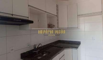Apartamento com 2 dormitórios com sacada para venda no Condomínio New Family com elevador, na Água Vermelha - Poá - SP