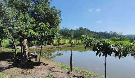 Chácara a Venda com Lago, árvores Frutíferas, em Suzano - SP