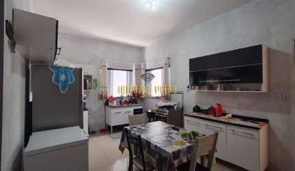 Sobrado à Venda com 3 dormitórios, sendo 1 Suíte no bairro Jardim Quaresmeira II - Suzano/SP