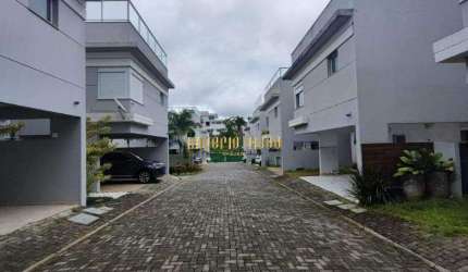 Sobrado de Condomínio com 3 suítes para locação no Residencial Botticelli no Vila Oliveira - Mogi das Cruzes - SP