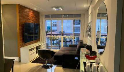 Apartamento para Locação com 3 Dormitórios, sendo 1 suíte, 2 vagas de garagem, com elevador e sacada no Condomínio Califórnia, Centro-Suzano/SP