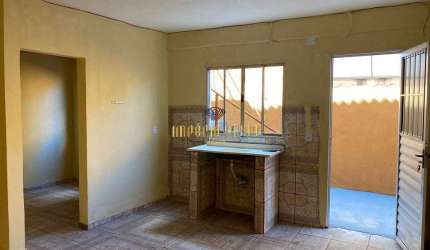 Casa compartilhada com 1 Dormitório para locação no bairro Vila Urupês - Suzano-SP