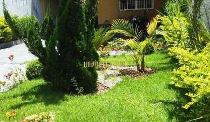 Sobrado à venda com 3 Dormitórios na Vila Figueira - Suzano - SP