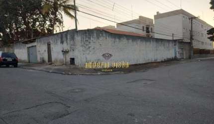 3 Casas em uma área de 570m² à venda no bairro Cidade Boa Vista em Suzano/SP