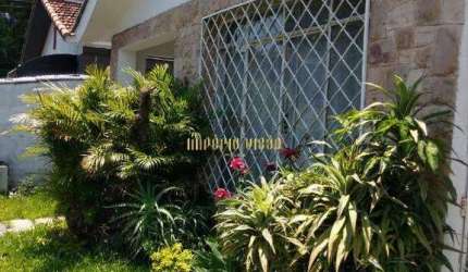 Casa para Aluguel com 3 Dormitórios e 2 Vagas de garagem no Centro de Mogi das Cruzes-SP