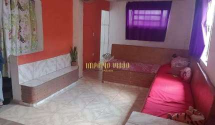 Casa à venda com 4 Dormitorios, sendo 1 Suíte e 3 vagas de garagem cobertas no Jardim do Lago - Suzano-SP