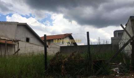 Lote com 315m² à venda no Jardim das Flores em Suzano-SP