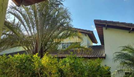 Casa à venda com 4 Dormitórios, sendo 4 Suítes, Área gourmet, Forno a lenha e Piscina no Parque Santa Rosa - Suzano-SP